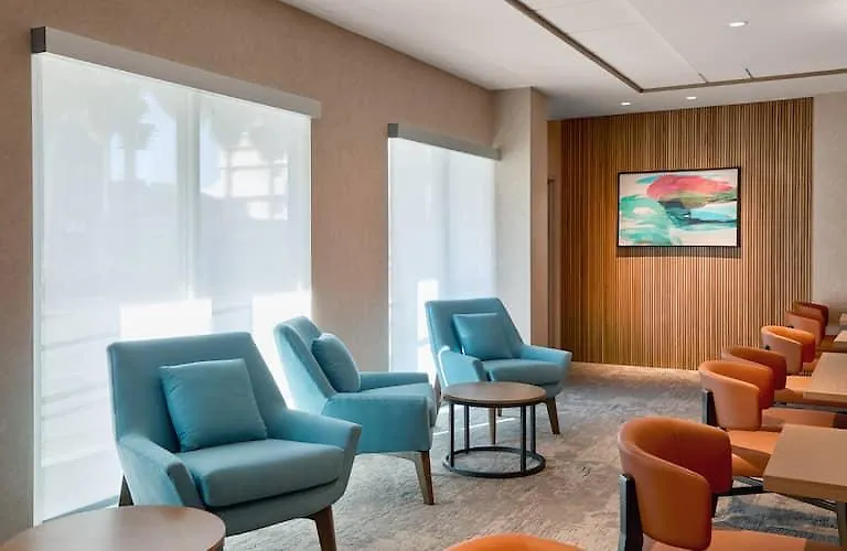 Hilton Garden Inn Los Angeles Airport 3*,