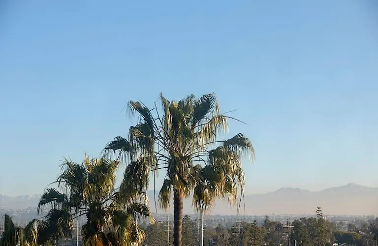 Hilton Garden Inn Los Angeles Airport Hotel