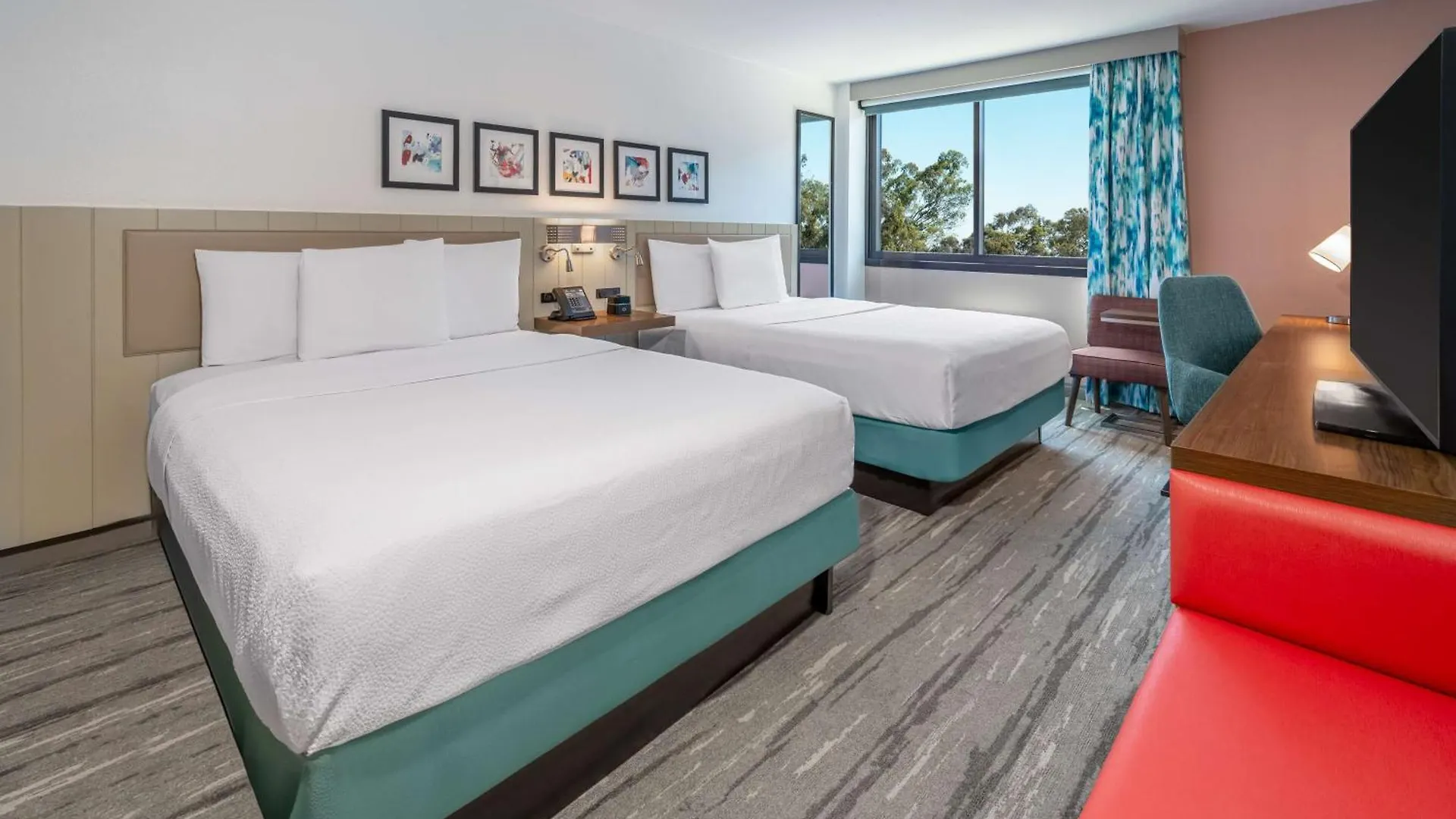 Hilton Garden Inn Los Angeles Airport Hotel