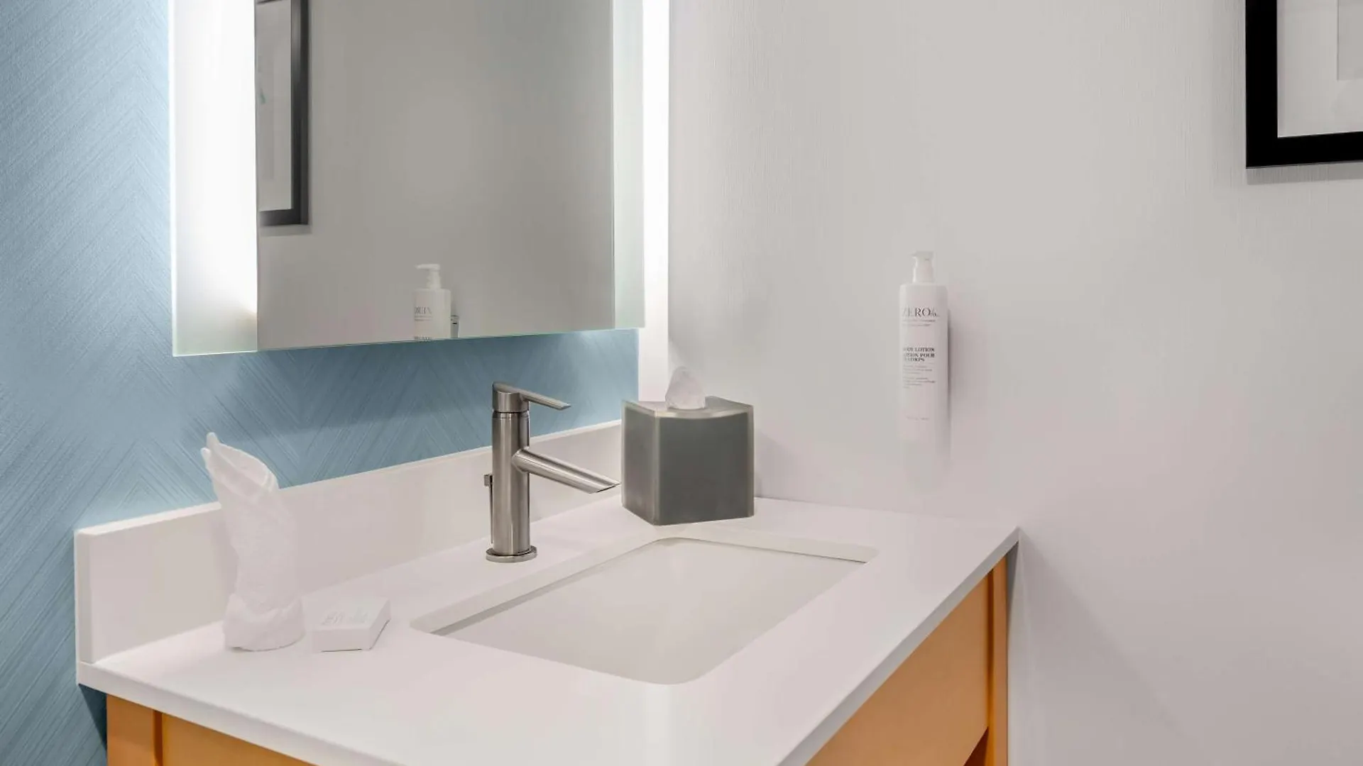 Hilton Garden Inn Los Angeles Airport Hotel