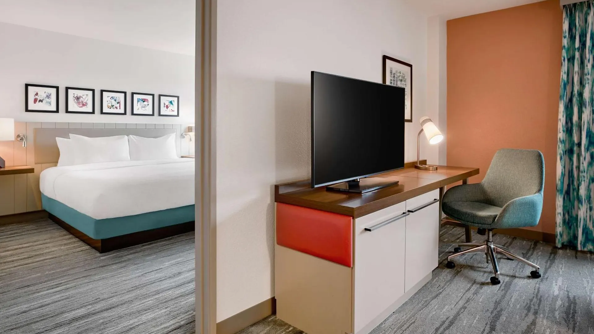 Hilton Garden Inn Los Angeles Airport Hotel