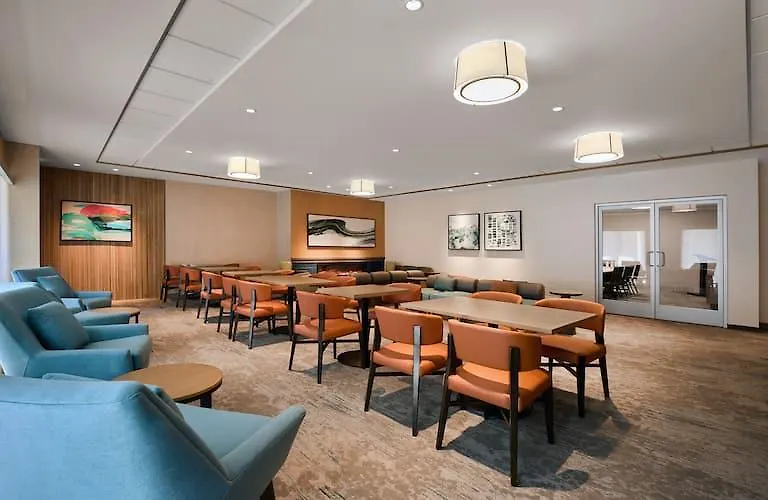 Hilton Garden Inn Los Angeles Airport Hotel
