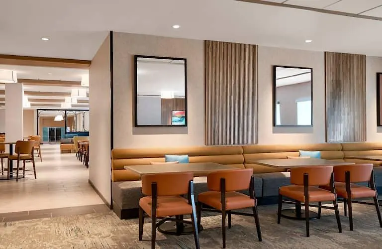 Hilton Garden Inn Los Angeles Airport 3*,